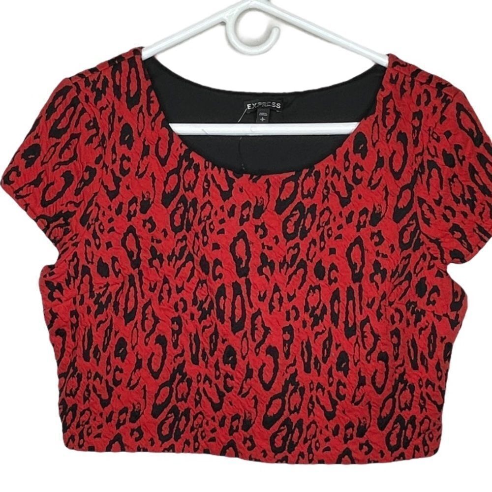 Express Animal Print Cropped Shirt